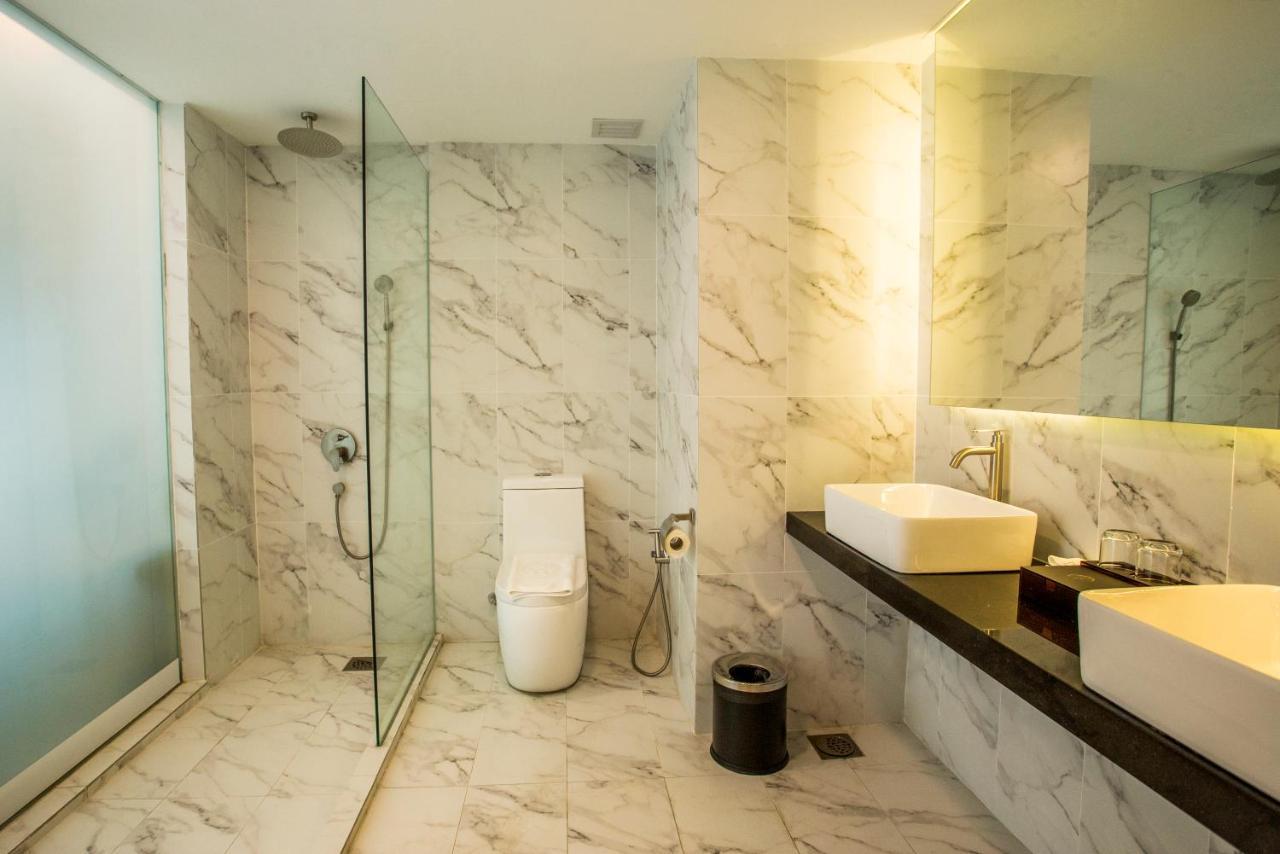 Grand Flora Hotel Melaka Zewnętrze zdjęcie